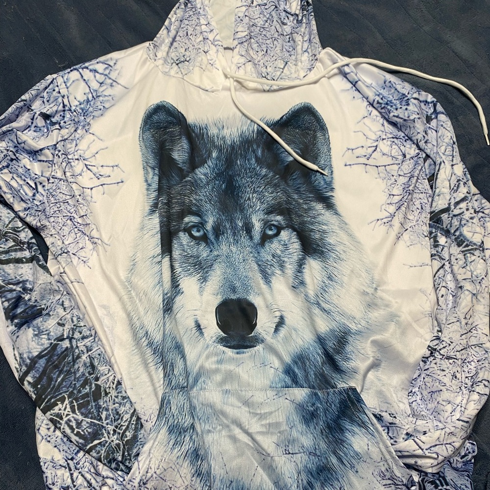 Wolf jacket with hood silky